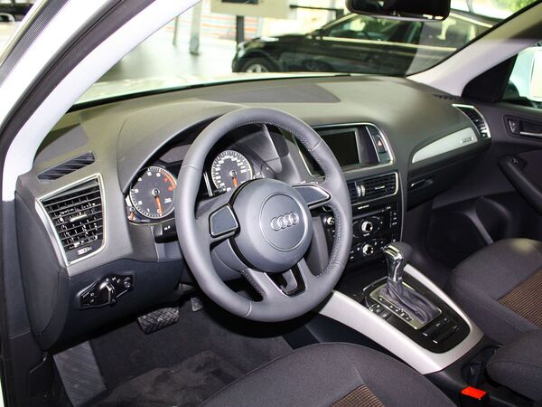 一汽奥迪  40 TFSI quattro 中控台左侧