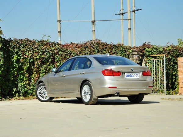 华晨宝马 320Li 车辆左后45度视角