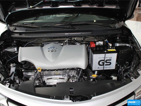 一汽丰田  1.3L 自动 发动机标识
