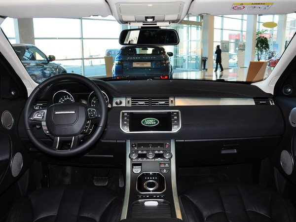 路虎  2.0T 中控台整体