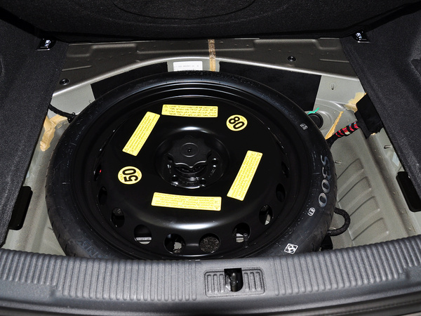 一汽奥迪  TFSI 备胎整体