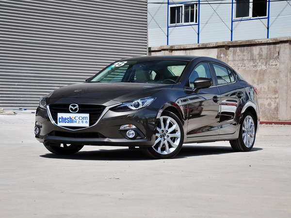 长安马自达  三厢 2.0L 自动 车辆左前45度视角