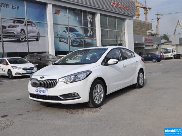 东风悦达起亚 1.6L 自动 车辆左前45度视角