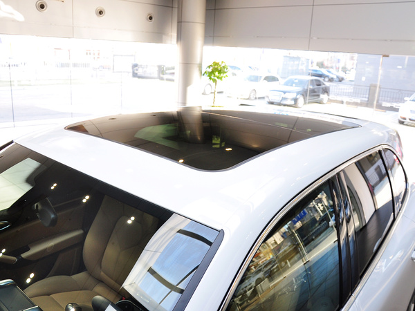 保时捷  Cayenne 3.0T 车顶前部