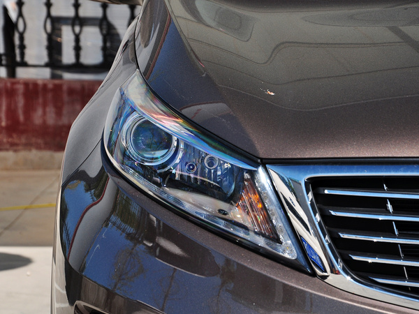 东风悦达起亚  2.0L 自动