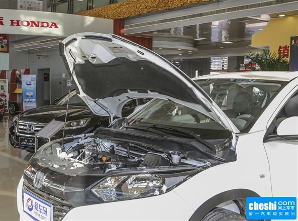 广汽本田  1.8L CVT 车辆发动机舱整体