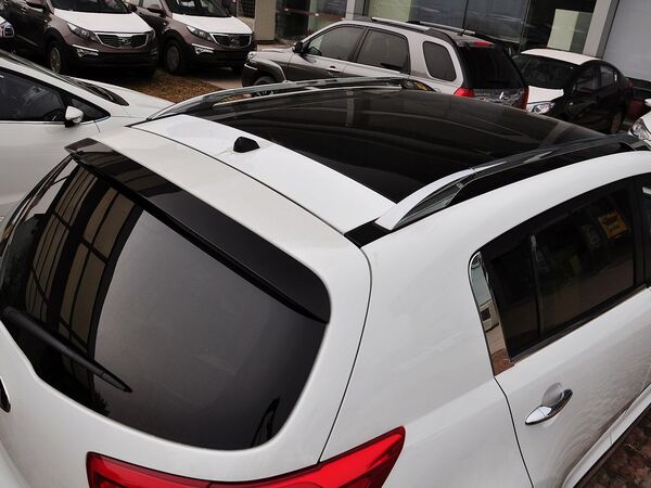 东风悦达起亚  2.0L 自动 车顶后部