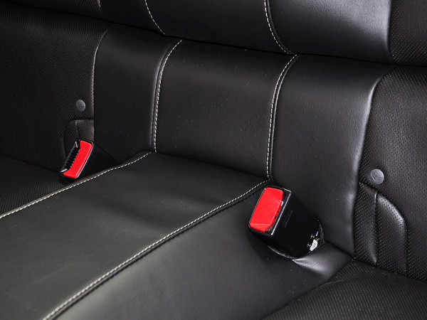 雪佛兰(进口)  3.6L 第二排座椅安全带