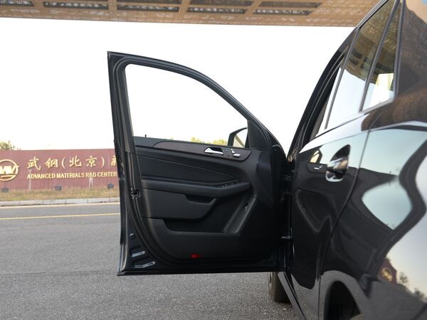 奔驰(进口)  GLE 左前门板