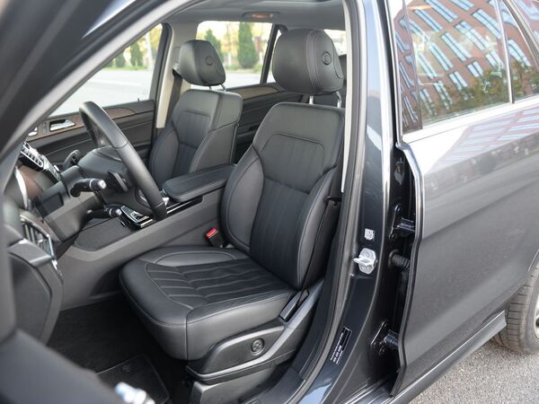 奔驰(进口)  GLE 前排座椅