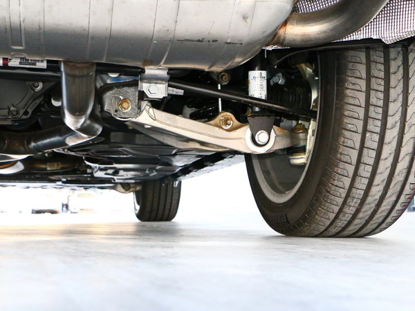 奔驰(进口)  GLE 右后悬架