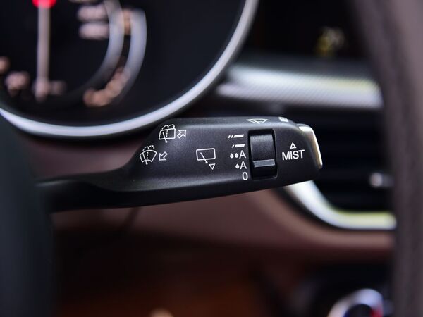 阿爾法.羅密歐  2.0T 200HP