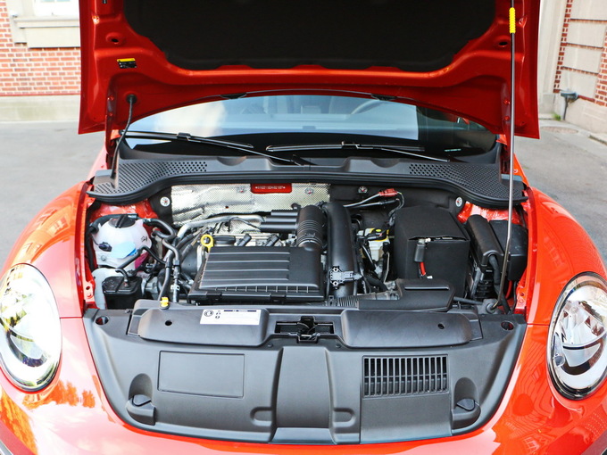 大众(进口)  180TSI 发动机舱