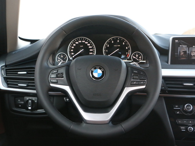 宝马(进口)  xDrive35i 方向盘