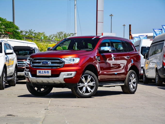 江铃福特  2.0T 汽油自动四驱旗舰版 左前正45度