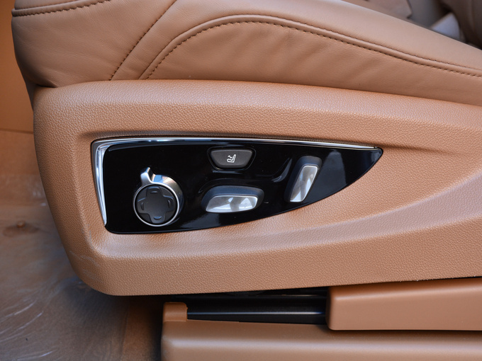 凯迪拉克(进口)  6.2L