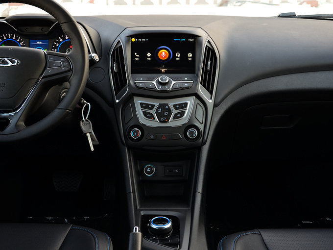 奇瑞汽车 智酷版 中控台