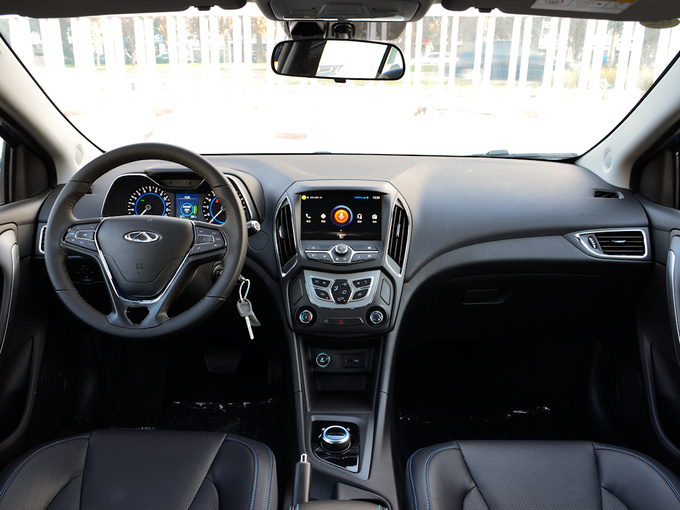 奇瑞汽车 智酷版 大中控全景