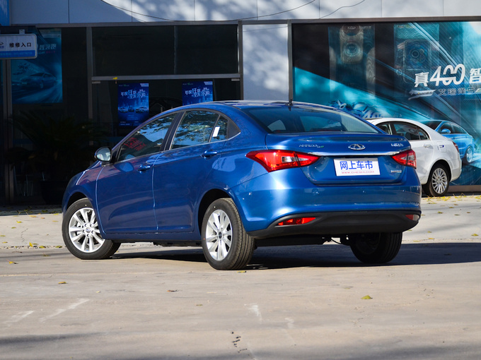 奇瑞汽车 智酷版 左后正45度