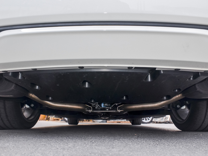 玛莎拉蒂  3.0T 430Hp 底盘