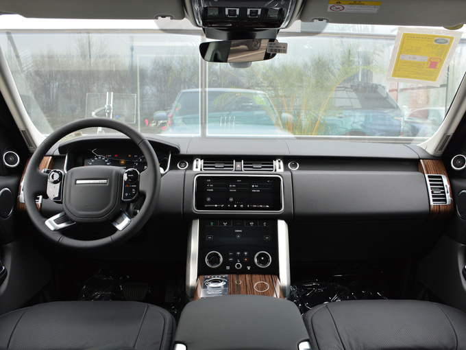 路虎  3.0 V6 SC Vogue 大中控全景