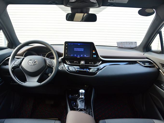 一汽丰田  2.0L 奕炫版 大中控全景
