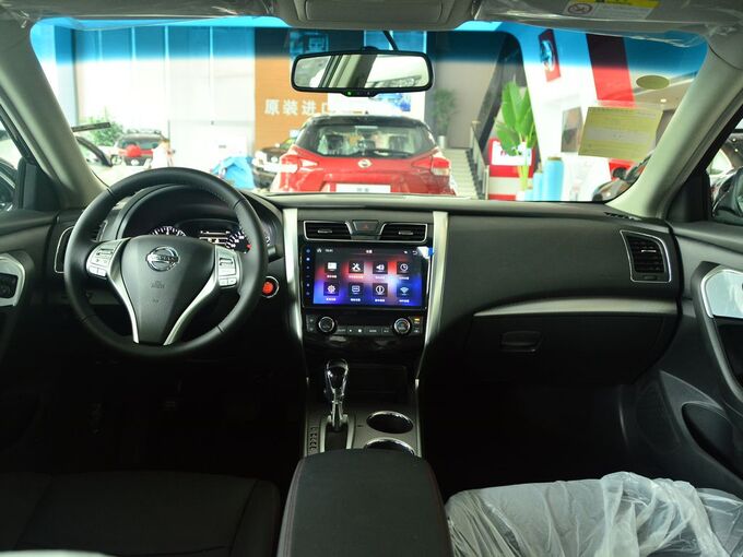 东风日产  2.0L XL