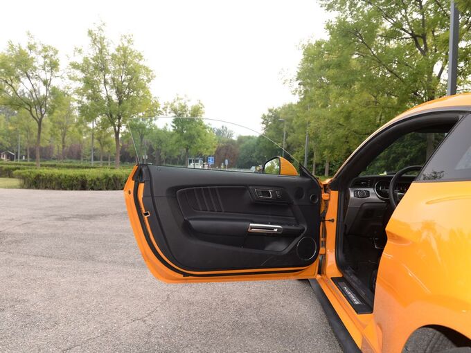 福特(进口)  2.3L 左前门板