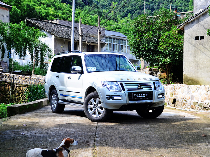 三菱(进口)  3.0L