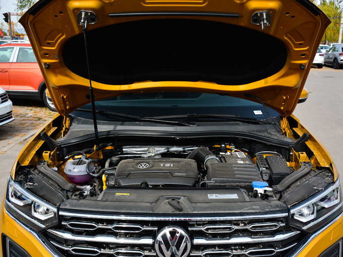 一汽-大众  380TSI 发动机舱