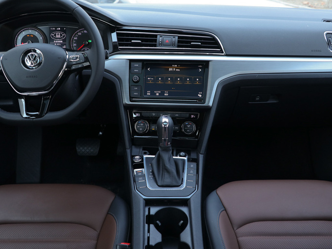 上汽大众  280TSI DSG舒适版 中控台