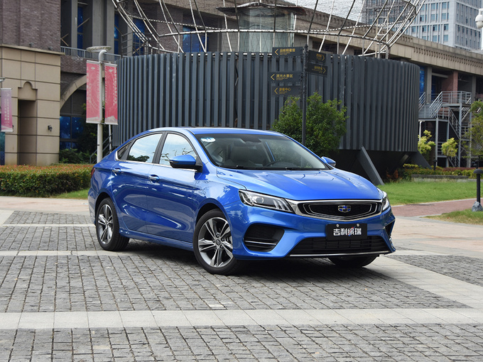 吉利汽车  14T 右前正45度