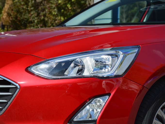 长安福特  三厢 EcoBoost 125 自动锋潮型