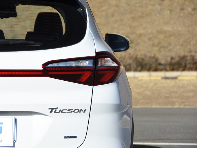 北京现代  280TGDi 右后尾灯