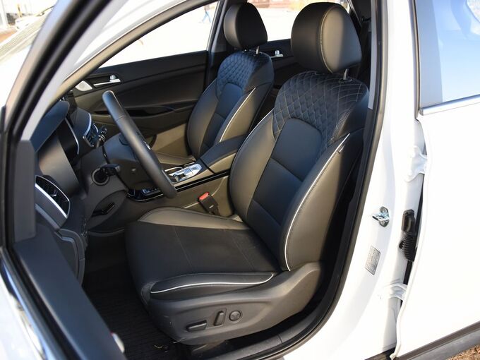 北京现代  280TGDi 前排座椅