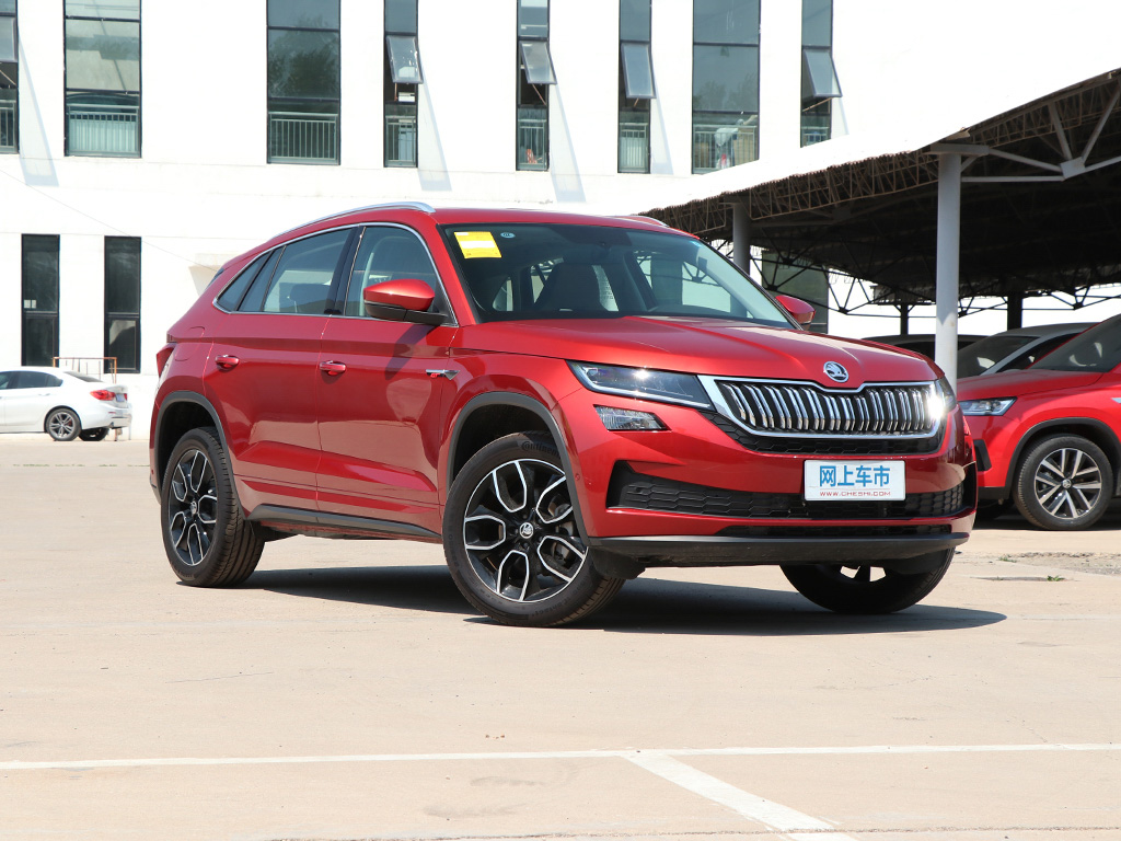 斯柯达  TSI380 四驱豪华版 右前正45度