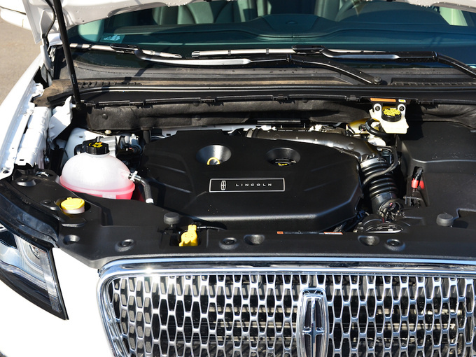 林肯  2.0T 四驱尊雅版