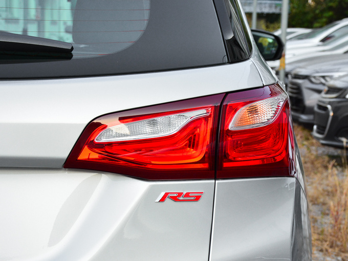 雪佛兰  Redline 550T 右后尾灯