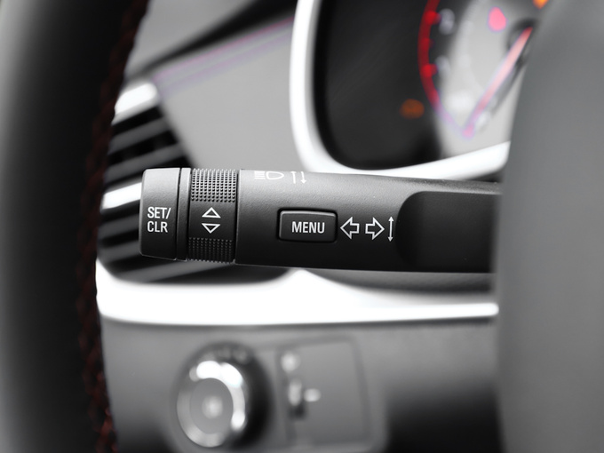 雪佛兰  RS 330T 自动畅快版