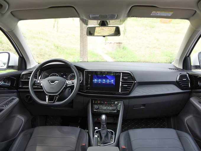 一汽大众  280TSI 大中控全景