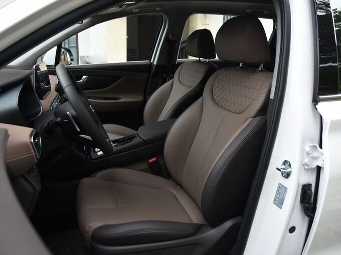 北京现代  380T 四驱基本型 前排座椅