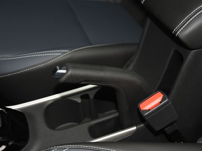 雪佛兰  基本型 手刹/驻车按键