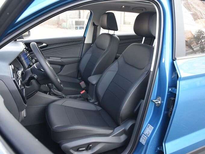 一汽大众  1.4T 前排座椅