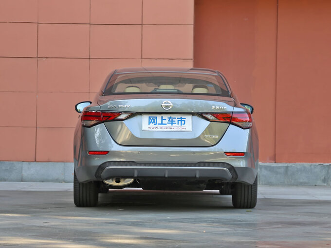 东风日产 1.6L TOP 正后