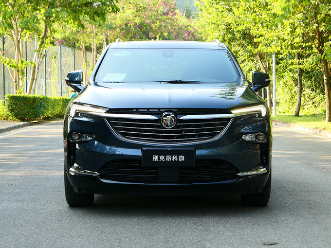 别克  28T 正前