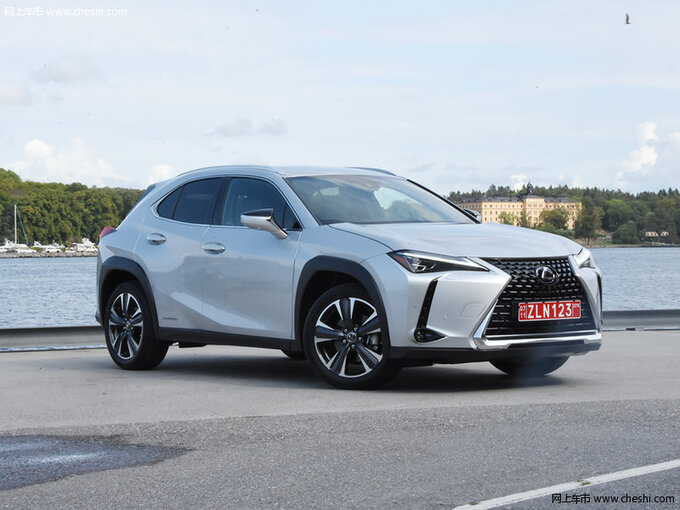 雷克薩斯  260h 探·酷版