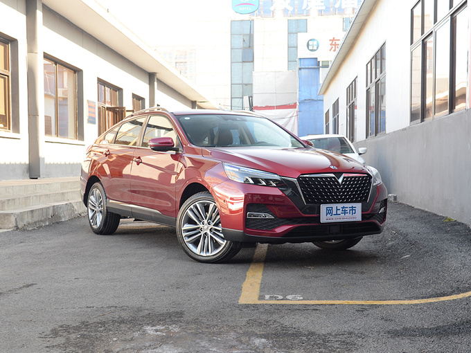 东风启辰  2.0L 右前正45度