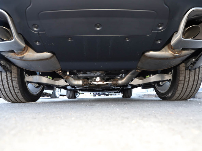 路虎  3.0 V6 SC 底盘