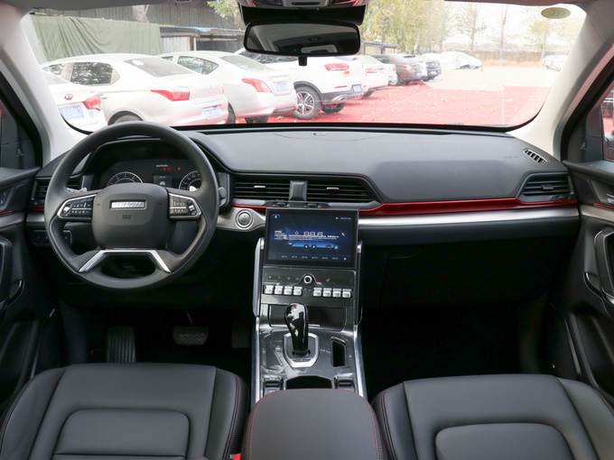 哈弗汽车 乐享版 1.5T 大中控全景