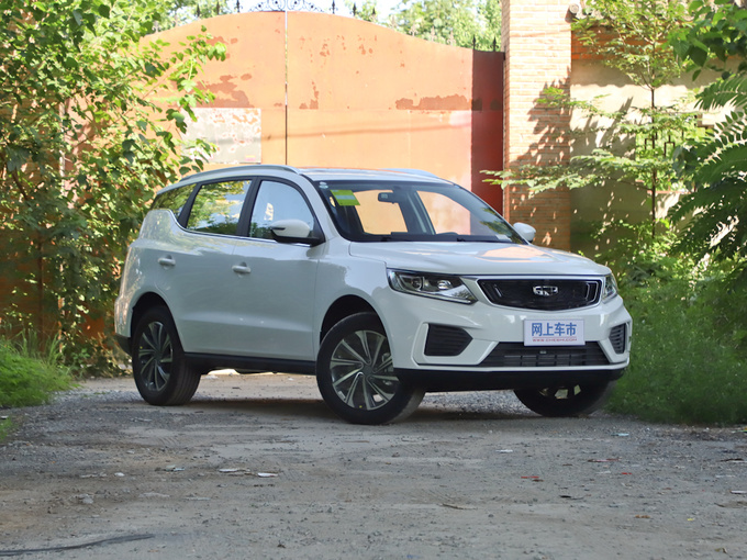 吉利汽车 1.4T 右前正45度